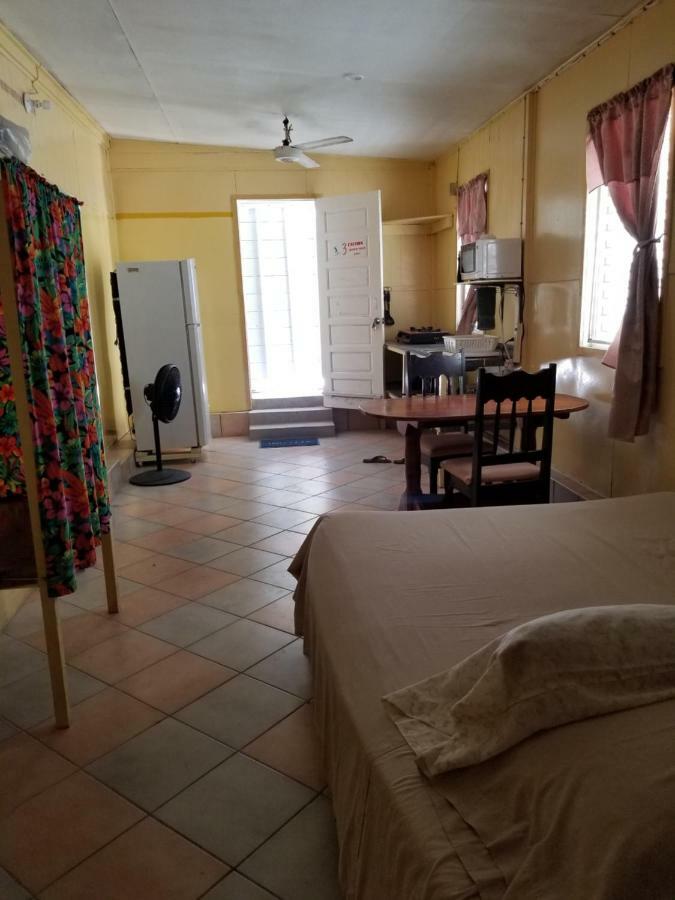 Chapito'S Apartment 3 Caye Caulker Exterior photo